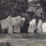 old-halloween-costumes-ghosts-102014zz