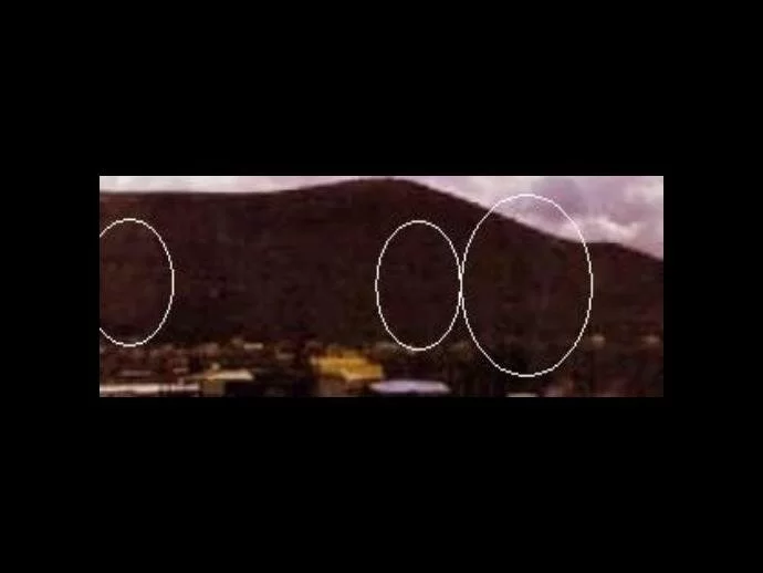 Kelly found and circled faces she sees in the mountains...
