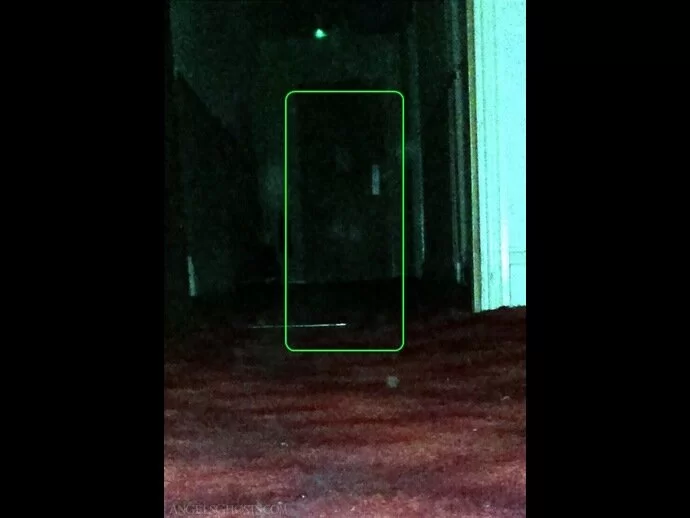 Is this the ghost that haunts the Pengwern Arms pub?