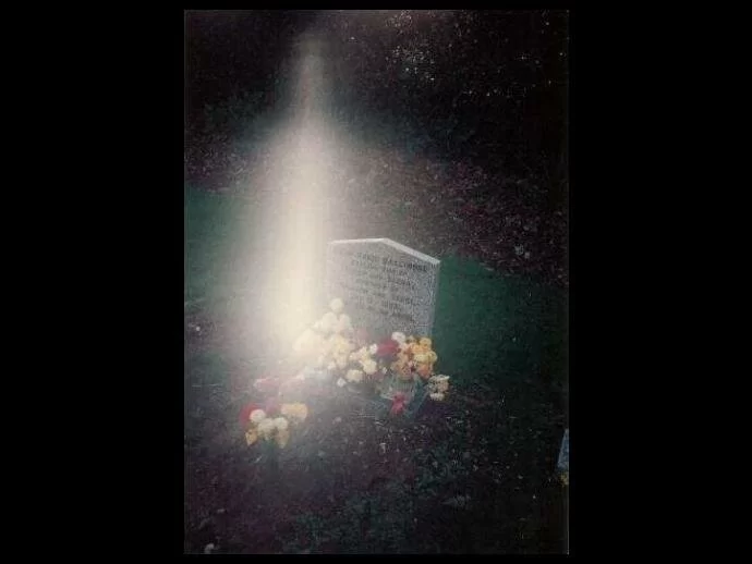 The original, real angel photo, taken above Sean's gravesite...